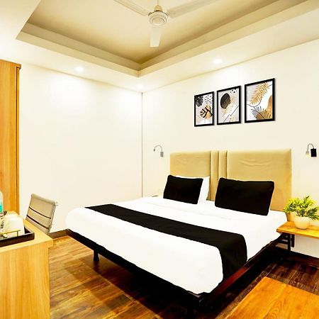 Super Townhouse Sector 104 Noida Hotel Luaran gambar