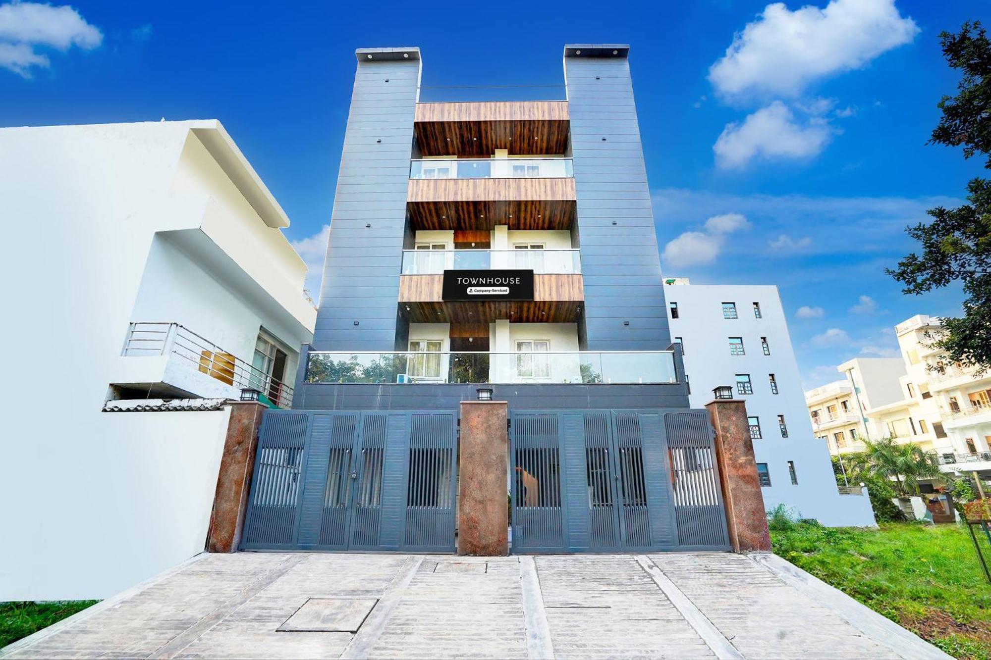 Super Townhouse Sector 104 Noida Hotel Luaran gambar