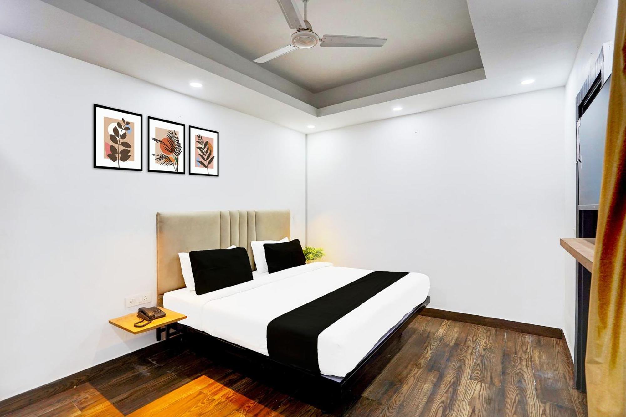 Super Townhouse Sector 104 Noida Hotel Luaran gambar